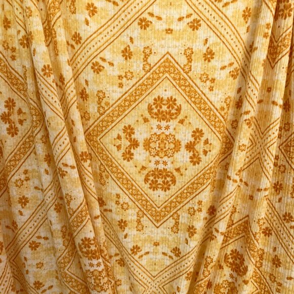 New Without Tags Women's Summer Top S/L - Picture 3 of 15